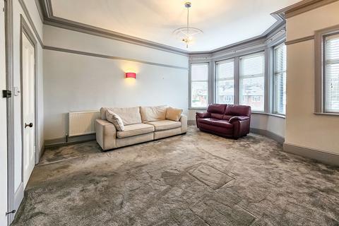 undefined, 4 West Cliffe Grove, Harrogate, HG2