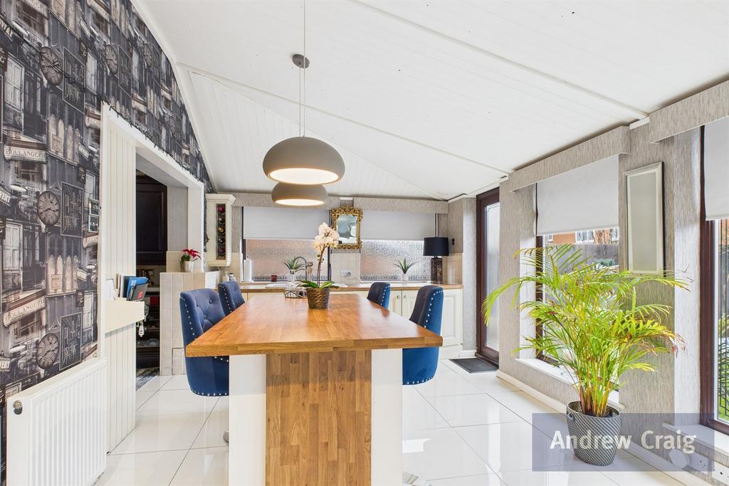 Open Plan Kitchen Br