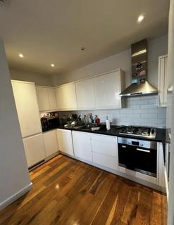 2 bedroom flat to rent, Edgware Road, London NW2