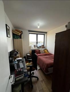 2 bedroom flat to rent, Edgware Road, London NW2