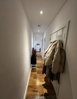 2 bedroom flat to rent, Edgware Road, London NW2