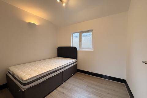 1 bedroom flat to rent, Woodville Rd, Cardiff CF24