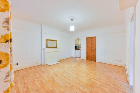 1 bedroom flat to rent, Mortimer Crescent, Kilburn, London, NW6