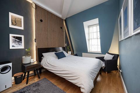 2 bedroom flat for sale, Oakwood House, Hackney Road, Bethnal Green, London, E2