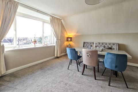 2 bedroom apartment for sale, Harlow Oval, Harrogate, HG2