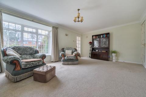 3 bedroom detached house for sale, Harberton Crescent, Chichester, PO19