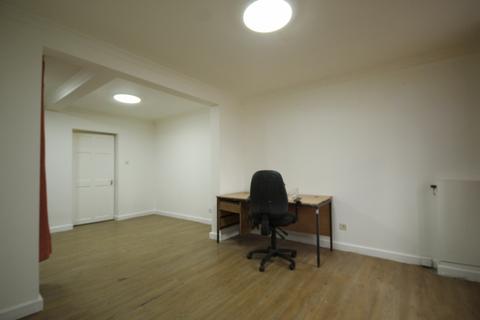 5 bedroom semi-detached house to rent, Douglas Avenue, Wembley, Middlesex, HA0