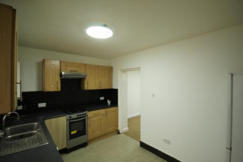 5 bedroom semi-detached house to rent, Douglas Avenue, Wembley, Middlesex, HA0