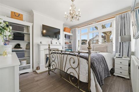 3 bedroom semi-detached house for sale, The Drive, Feltham