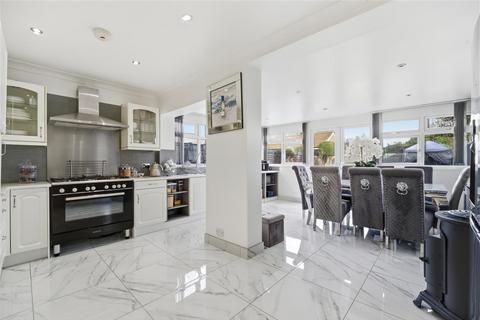 3 bedroom semi-detached house for sale, The Drive, Feltham