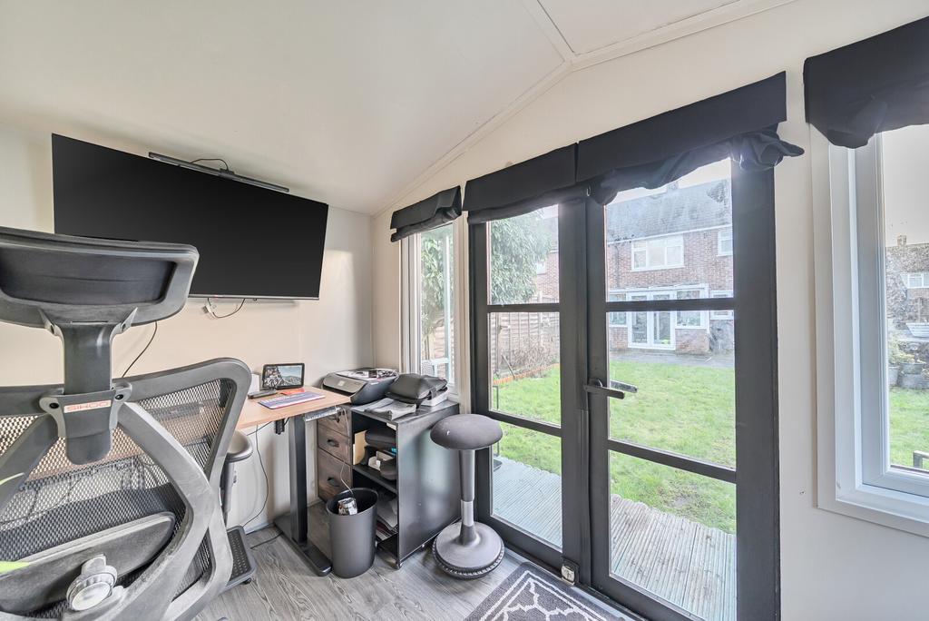 Office/Outbuilding