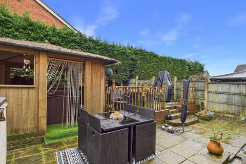 3 bedroom detached house for sale, Chesterfield S42