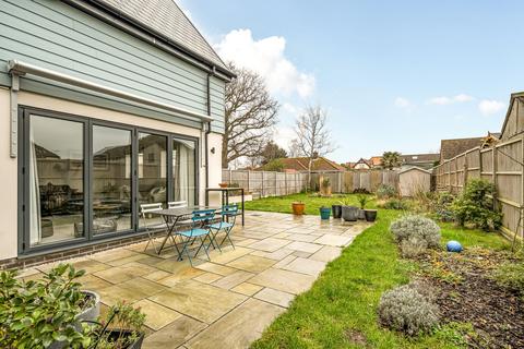 3 bedroom detached house for sale, 7B Selsmore Avenue, Hayling Island, PO11