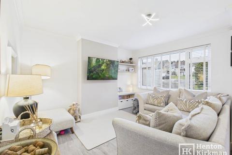 3 bedroom terraced house for sale, Outwood Common Road, Billericay
