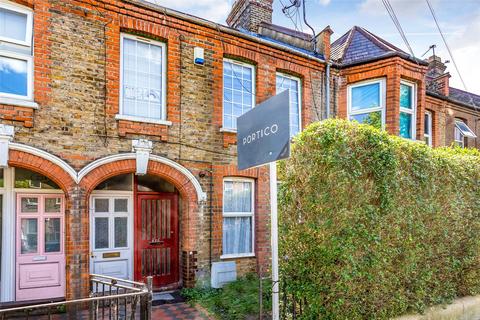 2 bedroom apartment for sale, Brettenham Road, London