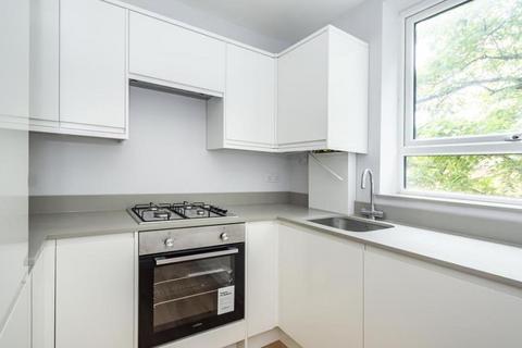 2 bedroom apartment to rent, St. Johns Wood Park, London NW8