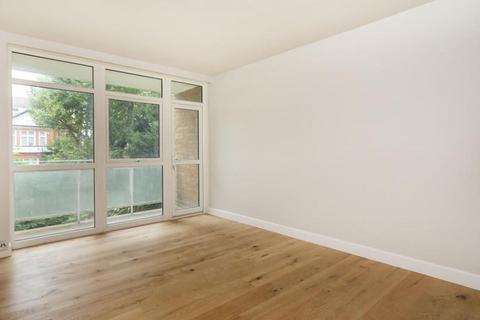 2 bedroom apartment to rent, St. Johns Wood Park, London NW8