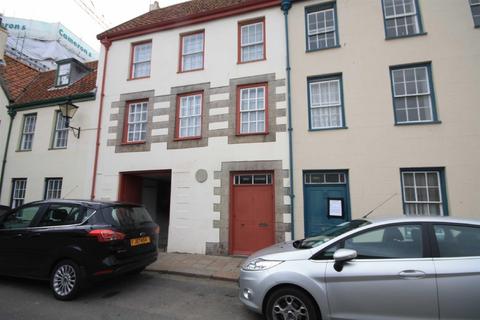 2 bedroom house to rent, Hue Street, Jersey JE2