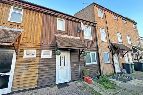 3 bedroom terraced house for sale - Winyates, Peterborough PE2