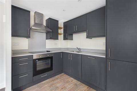 1 bedroom flat to rent, Regents Park Road, London