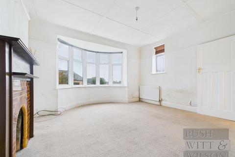 2 bedroom semi-detached house for sale, Hoads Wood Road, Hastings