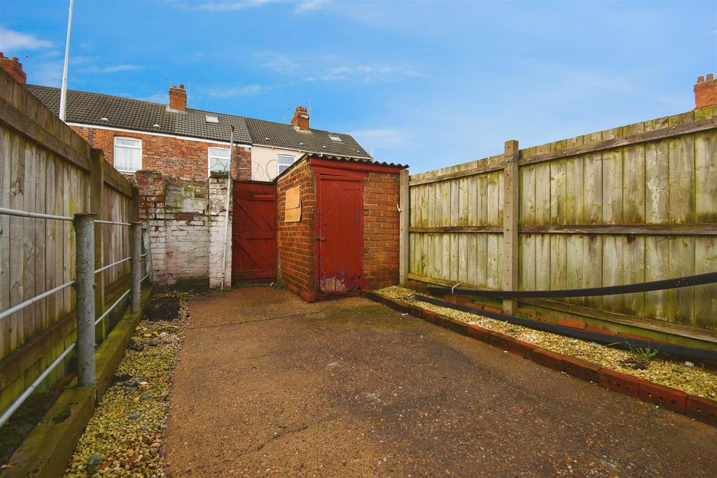 Rear external