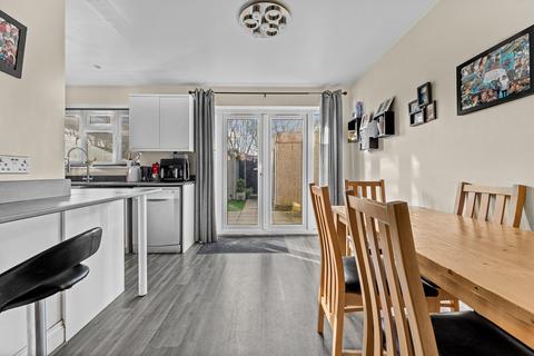 5 bedroom end of terrace house for sale, Western Avenue, Egham, TW20