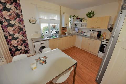 2 bedroom house to rent, 16 Firth Avenue