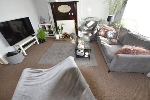 2 bedroom house to rent, 16 Firth Avenue