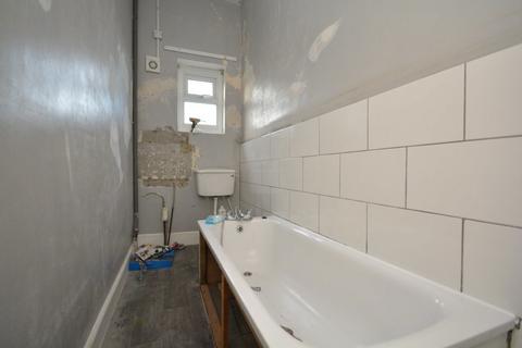 2 bedroom flat to rent, ATHELSTAN RD, CLIFTONVILLE, CT9 2BE