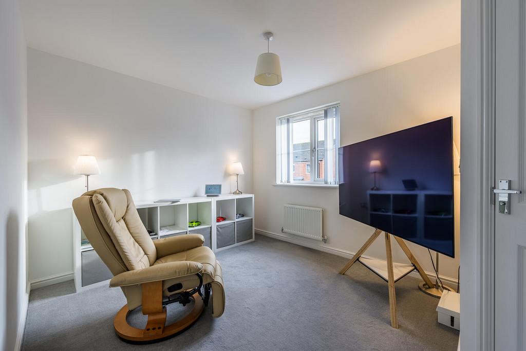 Master Bedroom &amp; En-Suite