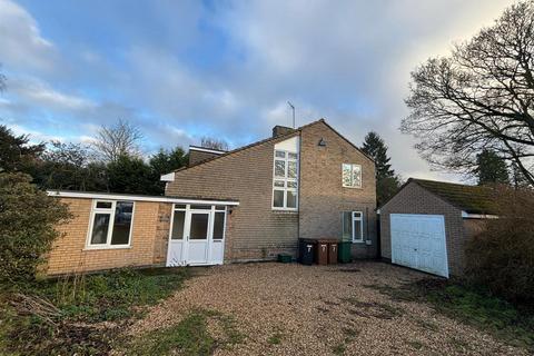 4 bedroom house to rent, Sycamore Lane, Wymondham