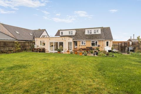 undefined, Shilton Road, Carterton, Oxfordshire, OX18