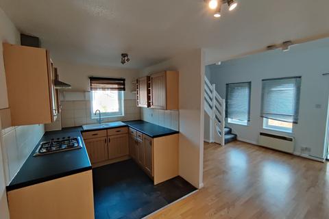 undefined, Luton LU3