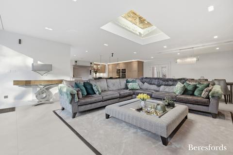 undefined, Brookside, Hornchurch, RM11