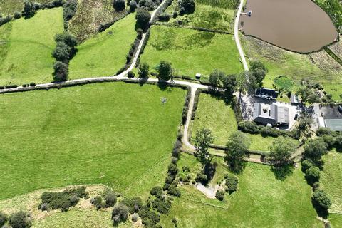 5 bedroom property with land for sale, Tynreithyn, Tregaron