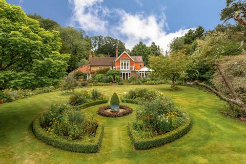 5 bedroom detached house for sale, Peaslake Lane, Peaslake, Guildford, Surrey, GU5