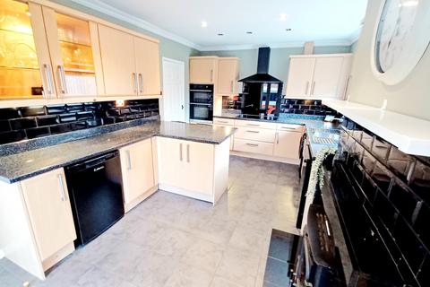 3 bedroom end of terrace house for sale, Laburnum Gardens, Willington, Crook, County Durham, DL15
