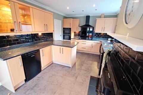 3 bedroom end of terrace house for sale, Laburnum Gardens, Willington, Crook, County Durham, DL15