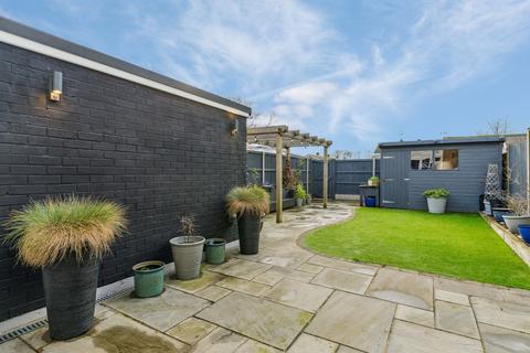 2 bedroom house for sale, Archer Road, Stevenage SG1