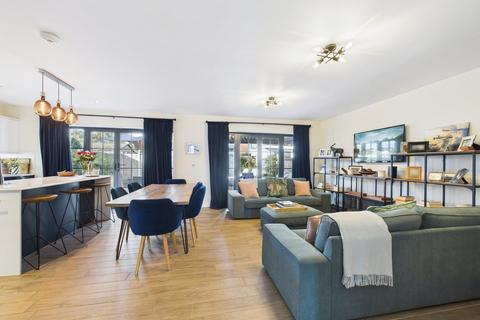 undefined, Kings Avenue, Broadstairs, CT10