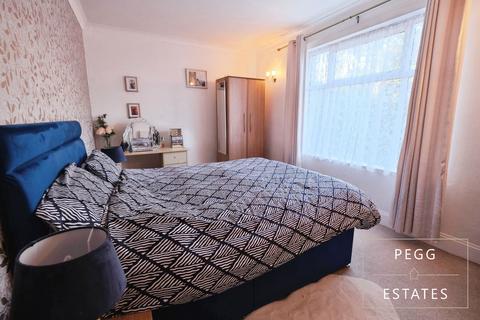 2 bedroom terraced house for sale, Dunmere Road, Torquay