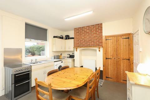 4 bedroom end of terrace house for sale, Bankfield Road, Sheffield S6