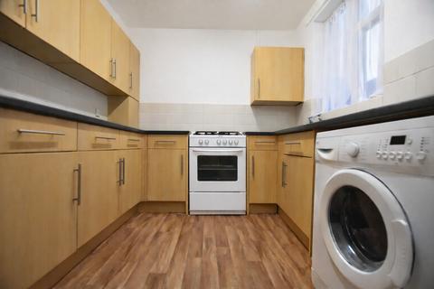 3 bedroom semi-detached house to rent, Fulham Road, West Town, Peterborough, PE3