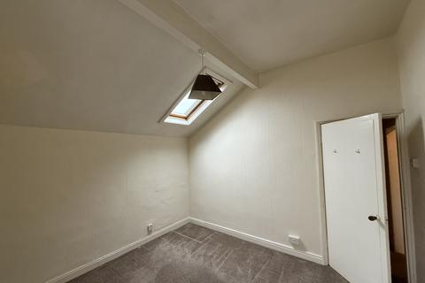 1 bedroom flat to rent, Priestthorpe Road, Bingley BD16