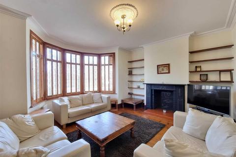 4 bedroom semi-detached house for sale, Aberdour Road, Ilford