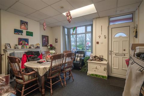 3 bedroom terraced house to rent, Wharfdale Road, Birmingham B11