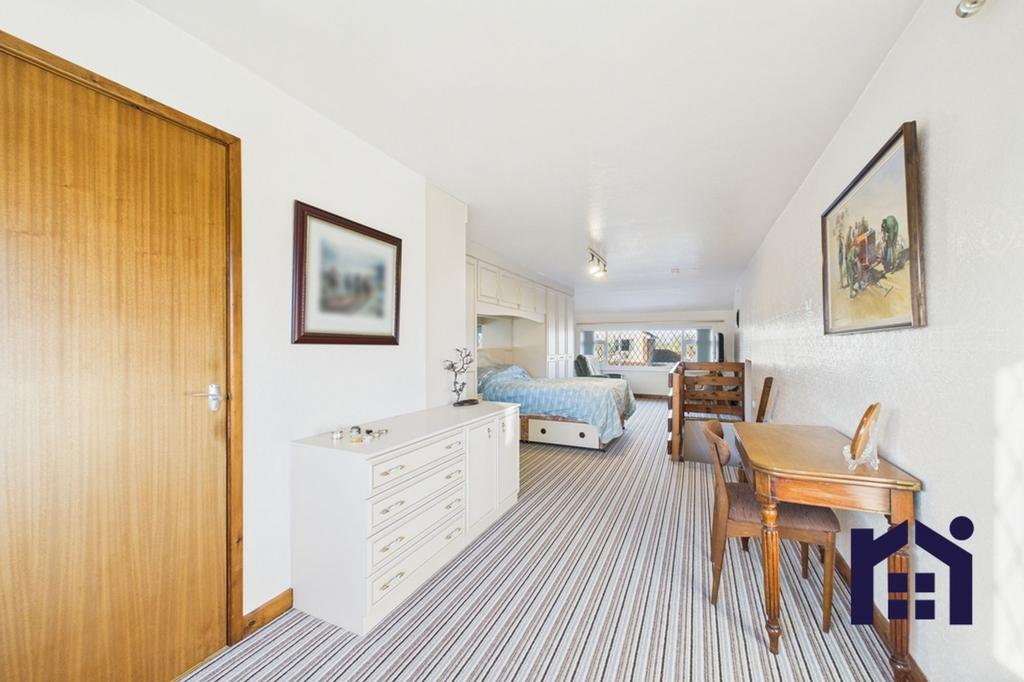 Master suite