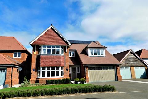 5 bedroom detached house to rent - Ruth King Close, Colchester CO3