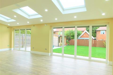 undefined, Ruth King Close, Colchester CO3